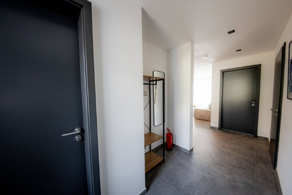 Flat spacious entrance area - Herzogenaurach - The Garden