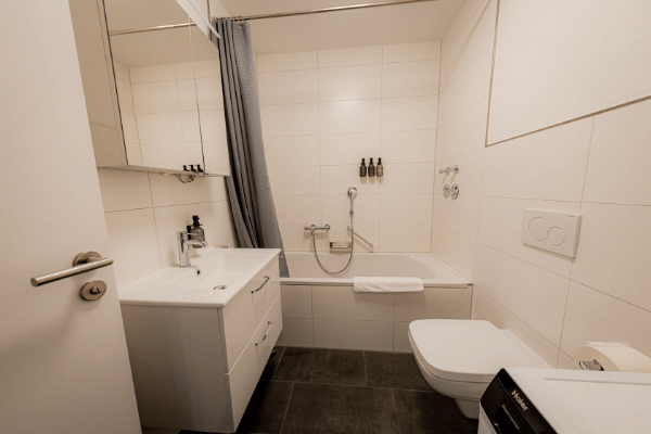 Modernes, renoviertes Badezimmer - Ferienwohnung Passau nahe Altstadt