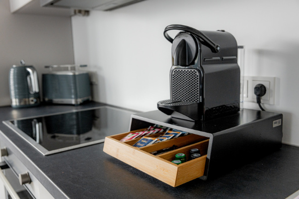 Nespresso Kaffeemaschine, Wasserkocher, Toaster - Apartment BONNYSTAY Herzogenaurach