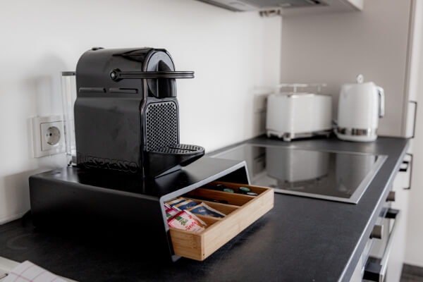 Wasserkocher, Toaster, Nespresso-Kaffeemaschine für Ihre Übernachtung - BONNYSTAY Herzogenaurach